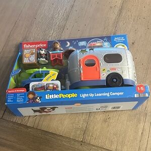 NIB Fisher-Price Little People Light-Up Learning Camper